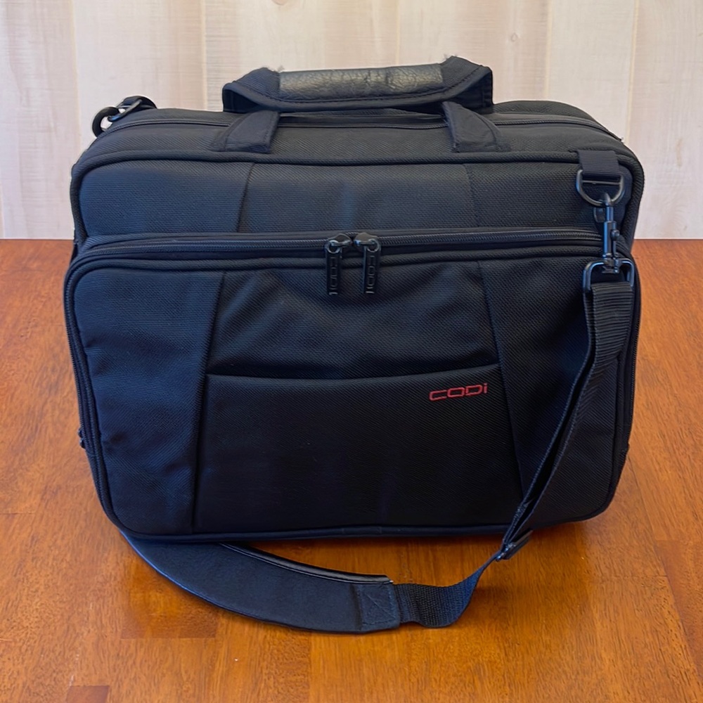 Codi laptop briefcase